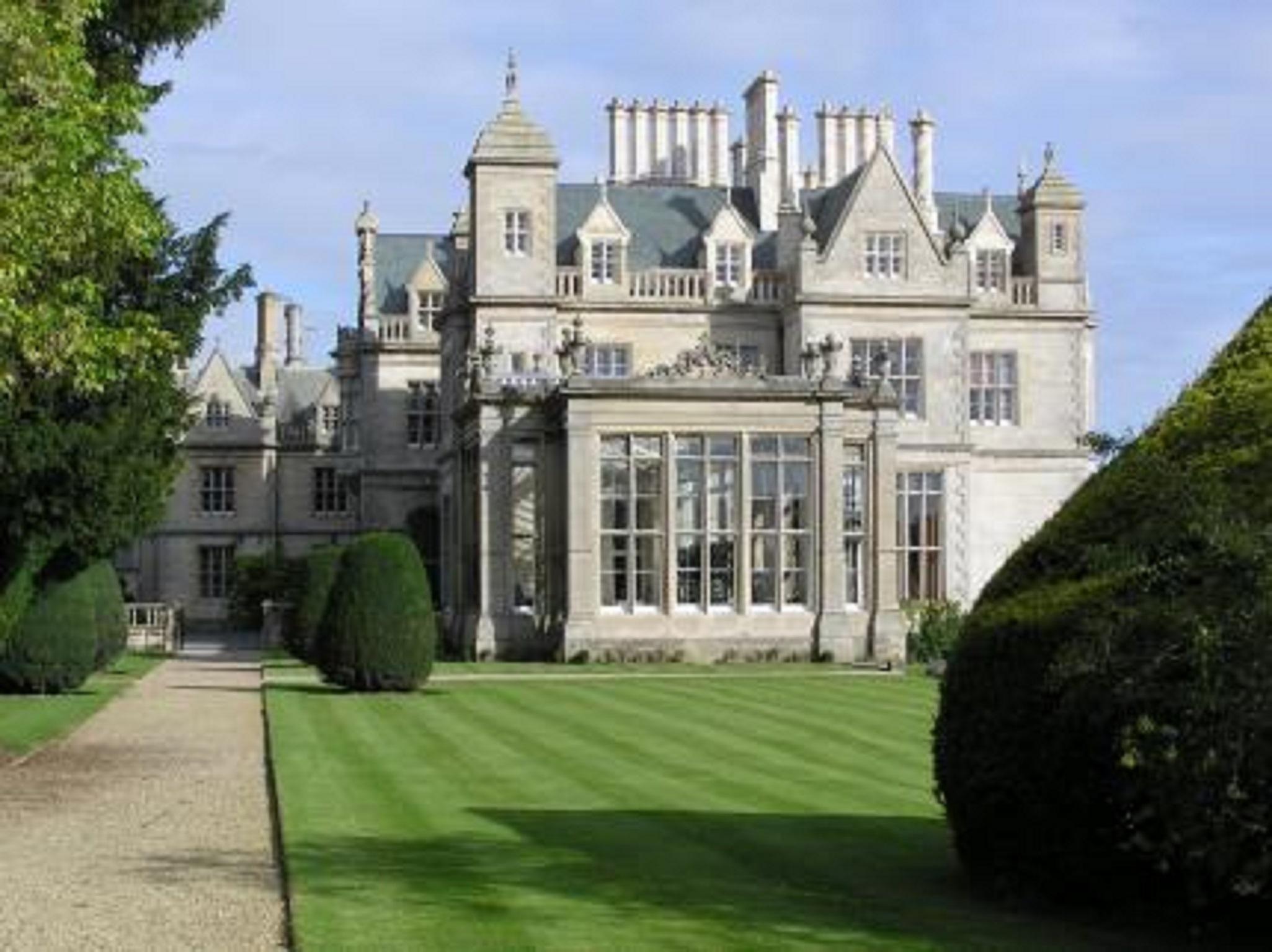 Stoke Rochford Hall Grantham Exterior foto