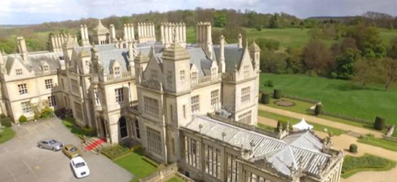 Stoke Rochford Hall Grantham Exterior foto