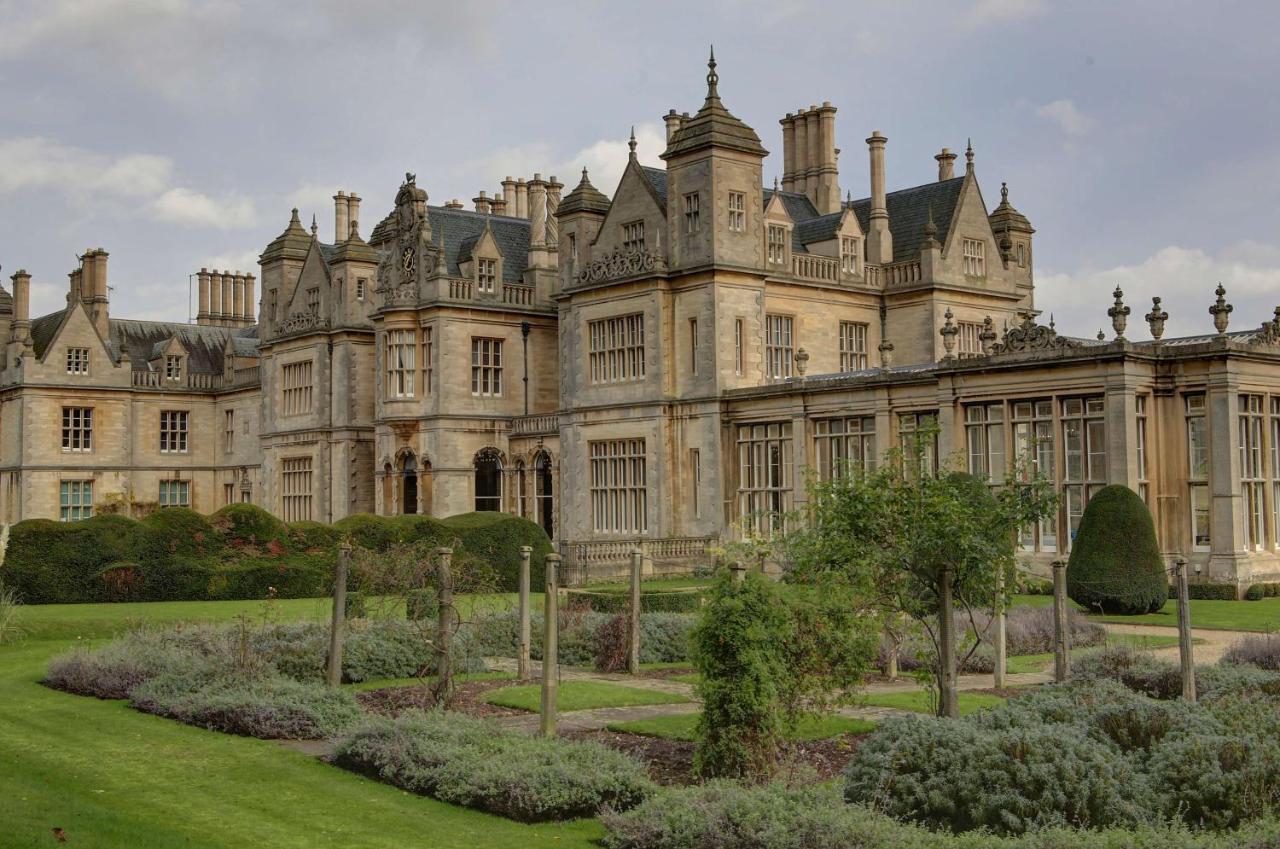 Stoke Rochford Hall Grantham Exterior foto